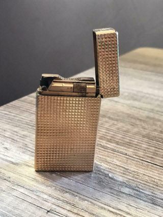 Vintage Lighter S.  T.  Dupont Gold Plated Paris Made In France