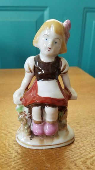 Vintage Made In Occupied Japan Porcelain Figurine Of Girl