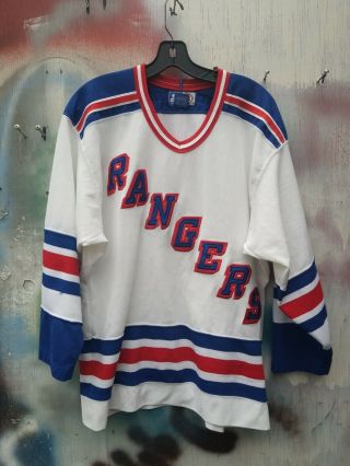 Vintage Starter York Rangers Nhl Jersey Size Large Sewn Logo Pre - Owned
