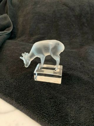 Vintage Signed Lalique France Deer Fawn Doe Crystal Frosted Glass Paperweight