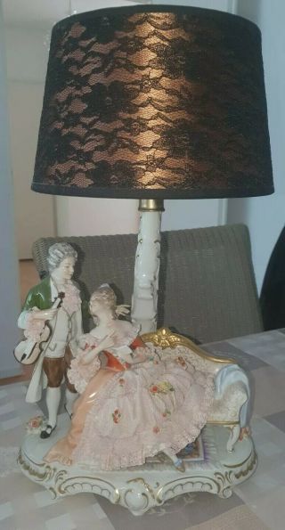 Dresden Porcelain Lace Figurines Lamp