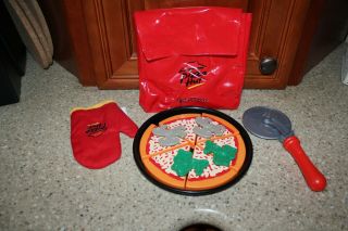 Pizza Hut Play Food Set Pizza Cutter Carrying Bag Oven Mitt Toppings Vintage