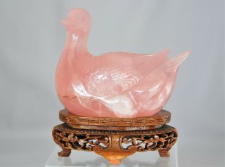 ANTIQUE CHINESE CARVED ROSE QUARTZ CRYSTAL DUCK STATUE ON WOOD STAND 2