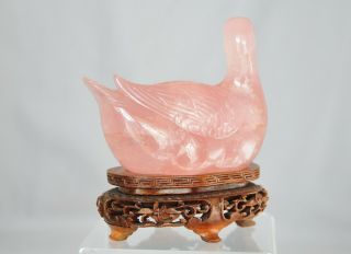 ANTIQUE CHINESE CARVED ROSE QUARTZ CRYSTAL DUCK STATUE ON WOOD STAND 3