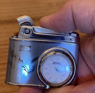 Vintage Windsor Lighter With Built - In Swiss - O - Matic Watch