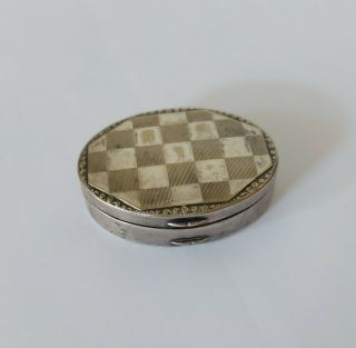 Small Vintage Metal (silver Coloured) Snuff Box Or Pill Box