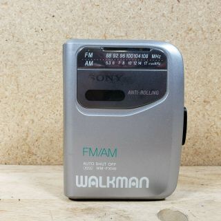Sony Walkman Cassette Tape Player Wm - Fx141 Am/fm Radio Portable 90s Vtg