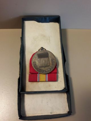 Vintage Military National Defense Medal Vietnam Era 2