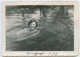 Pretty,  Happy Woman Swimming Summer 1944 Reflections Vintage Snapshot Photo