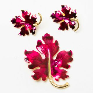 Vintage Costume Jewelry Set Gold Tone & Red Enamel Maple Leaf Pin,  Earrings