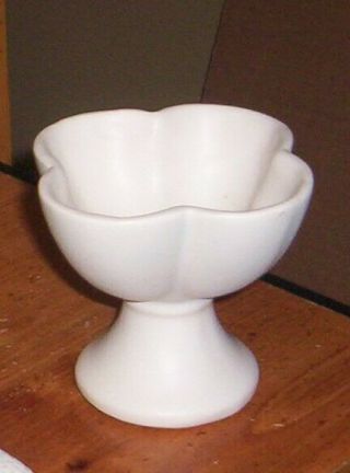 Mccoy Floraline Usa White Matte Pottery Vintage Pedestal Vase/planter 3 3/8 " H