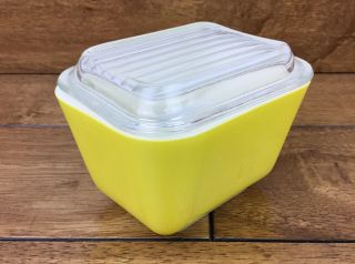 Vintage Pyrex Yellow Small 1/2 Cup Refrigerator Dish With Lid