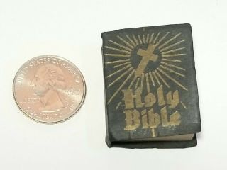 Vintage / Antique Miniature Holy Bible Book 224 Pages Of The Testament