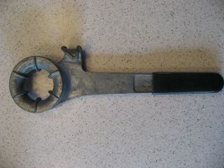 Vintage Handheld Pipe Bending Tool Could Be For Brake And Fuel Lines