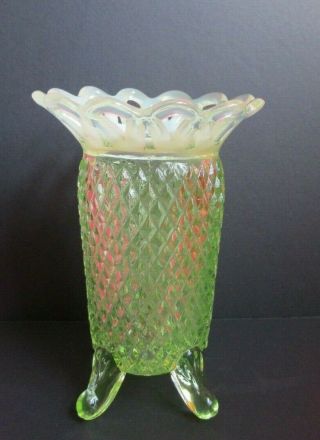 Vintage IMPERIAL GREEN Vaseline Glass HATPIN HOLDER w Opalescent Katy Uranium 3