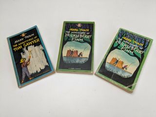 Vintage Books By Mark Twain: Huckleberry Finn And Tom Sawyer,  Paperback