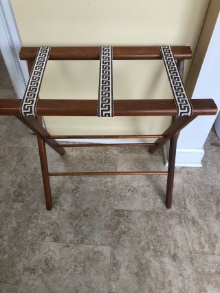 Vintage Wood Folding Luggage Rack For Suitcase Geometric Embroidered Straps