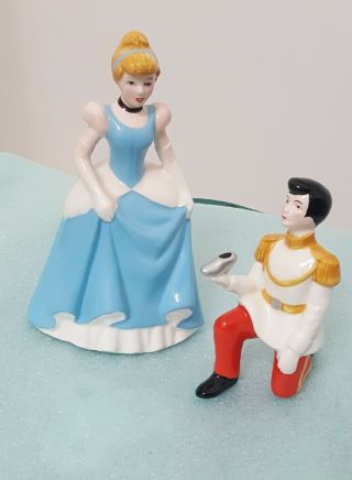 Walt Disney Cinderella & Prince Charming Ceramic Porcelain Figurines Vtg Japan