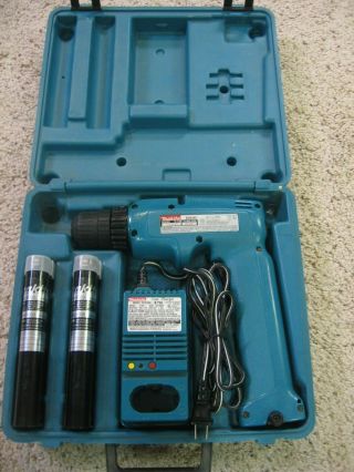 Makita Vintage 6095d Dc9.  6v Cordless Drill,  2 Batteries,  With Charger -