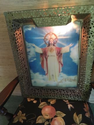 Vintage Metal Framed Lighted Jesus Hanging Picture 21 X 17 Inches