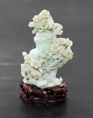 Antique Chinese Carved Apple Jade Fine Vase,  19th Century,  Qing Dynasty Rare