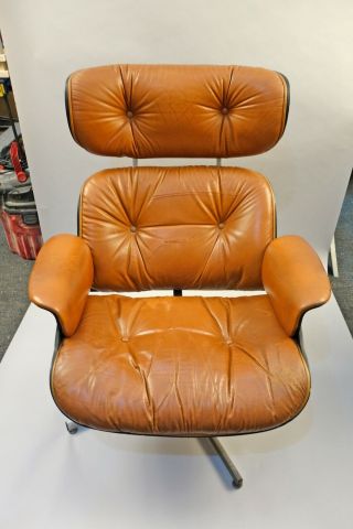 Vintage Plycraft Eames Lounge Chair And Ottoman