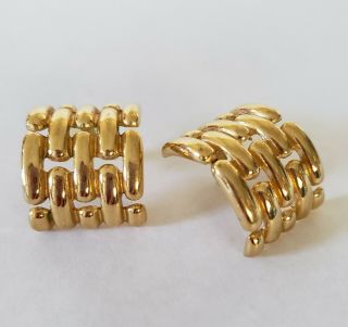 Vtg Givenchy Cutout Basket Weave Gold - Plated Half Hoop Pierced Post Earrings