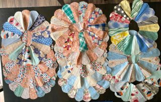 12 Vintage Quilt Blocks Cotton Fabric Dresden Plate Hand Pieced 40’s 50’s