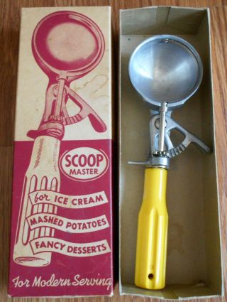 Vintage Yellow Handle Scoop Master Ice Cream Scoop With Box