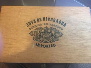 Vintage Joya De Nicaragua Wooden Cigar Box Hand Made