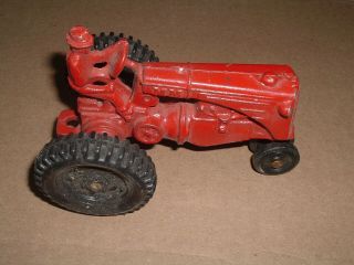 Vtg Vintage Red Mm Minneapolis Moline Die Cast Farm Tractor W/ Driver