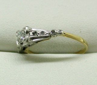Vintage / Antique Lovely 18 Carat Gold & Platinum Diamond Solitaire Ring Size N 2