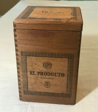 Vintage " El Producto " Queens Cigar Wooden Hinged Box.  Dovetailed Corners Upright