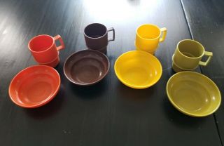 Tupperware Vintage 70s Harvest Colors Children’s Play Set - 4 Mugs & 4 Bowls