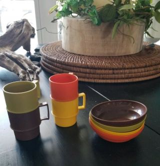 Tupperware Vintage 70s Harvest Colors Children’s Play Set - 4 mugs & 4 bowls 2