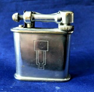 Vintage English No Name Art Deco Petrol Pocket Lighter With Liftarm