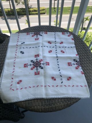 Vintage 40” Embroidered Tablecloth