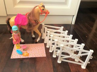 Barbie Hugs N Horses Playset And Chelsea Doll Play Set