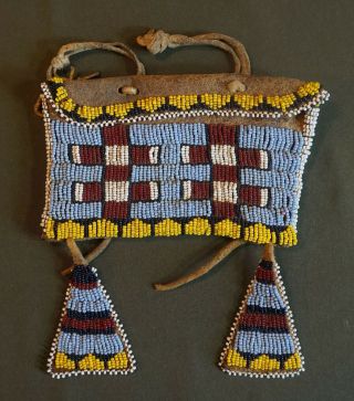 Fine Early 1900 Native American Plains Crow Cheyenne Beaded Possible Bag