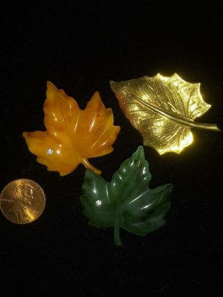 Vintage Avon Lucite Marble Maple Leaves Brooches Set Of 3