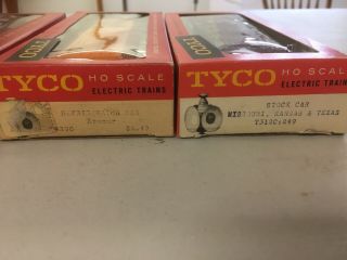Vintage Tyco H O Scale Electric Train Cars 3