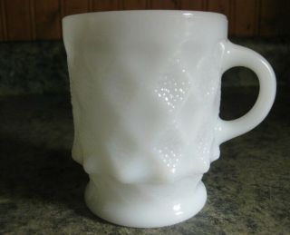 Vintage Anchor Hocking Coffee Cup/mug 8 Oz White Milk Glass Diamond