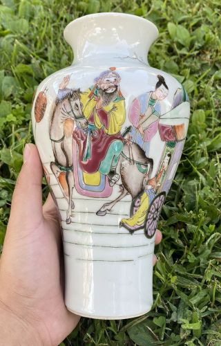 Rare Famille Rose Antique Chinese Porcelain Vase With Fine Enamel Qing Period