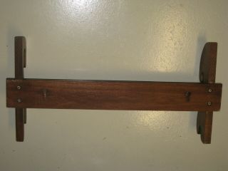 Vintage Winchester Rifle Rack with problems 2