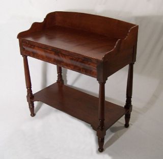 American Federal Mahogany Sever Or Stand C 1825 Bedside Server Or Lamp Table