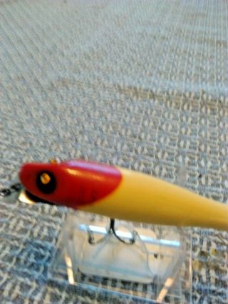 OLD LURE VINTAGE SOUTH BEND PIKE - ORENO IN CLASSIC RED /WHITE COLOR GREAT LURE. 2