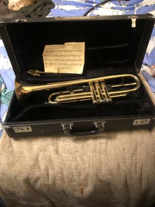 Vintage 1950’s Conn Usa Trumpet With Case