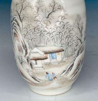 Fine Chinese Mid Republic Period Antique Porcelain Vase With Snow Scene