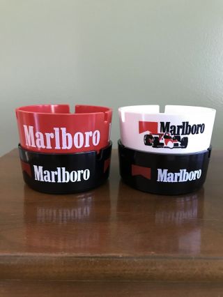 Marlboro Vintage Set Of 4 Plastic Ashtrays