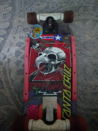 Tony Hawk Powell Peralta 1983 Chicken Skull Skateboard - Rat Bones